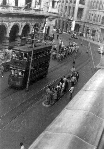 1950s Des Voeux Road Central near Ice House Street