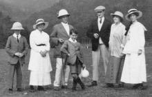 People at Deep Water Bay golf course